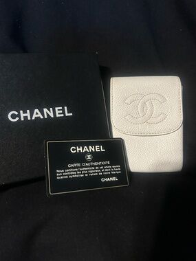 New White Caviar Leather Case with Certificate